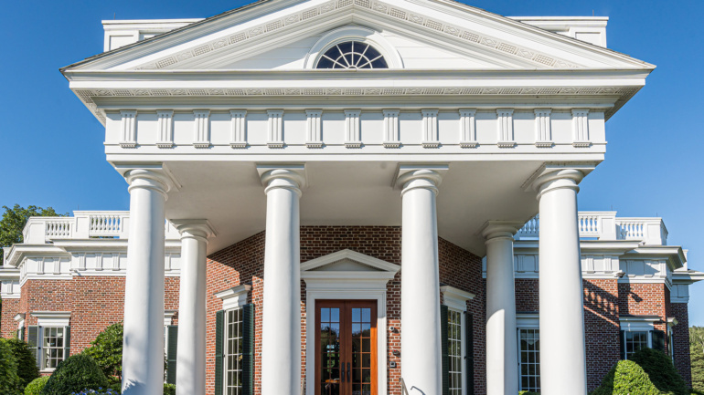 A white building with columns